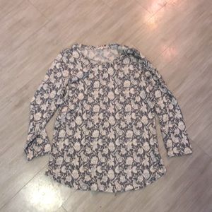 🔲 Lucky Brand crew blouse